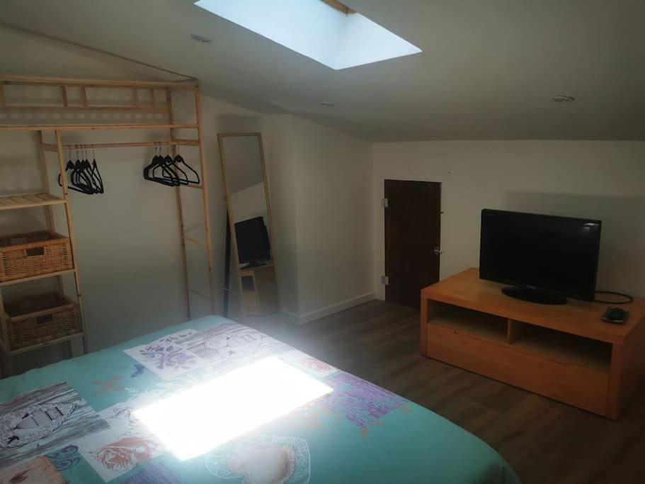 Saint-Martin-de-Brômes Appartement Avec Terrasse מראה חיצוני תמונה